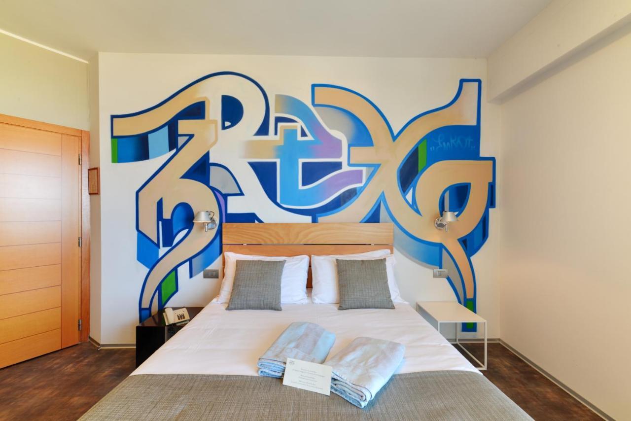 Hotel Rex - Fronte mare Riccione Esterno foto